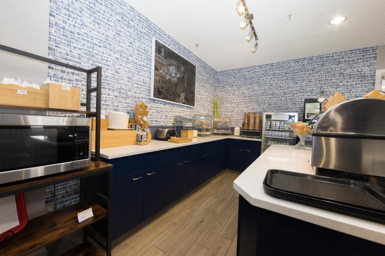 Hotel Americinn By Wyndham 3*
