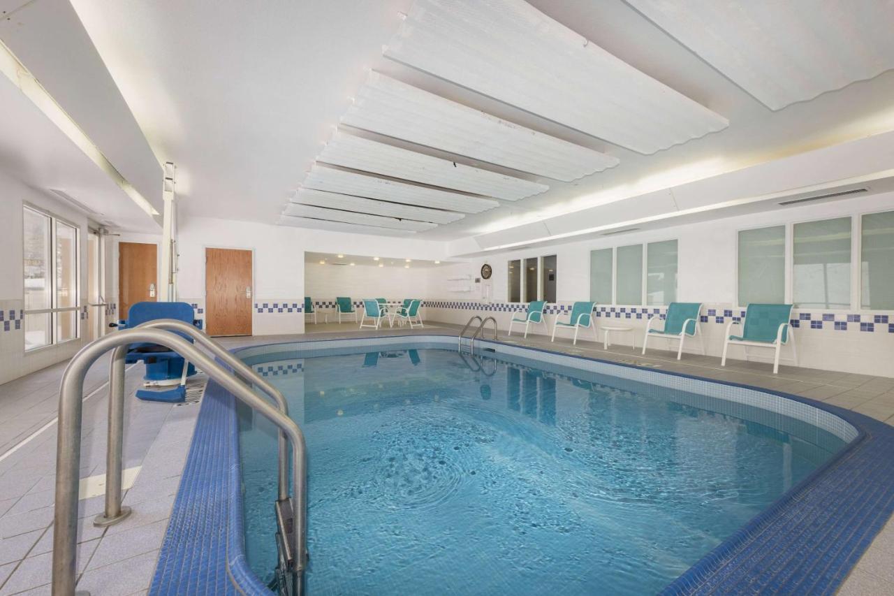 Hotel Americinn By Wyndham 3*